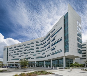 New nine-story patient tower at Sarasota Memorial Hospital. Photo courtesy of Randy Van Duinen.