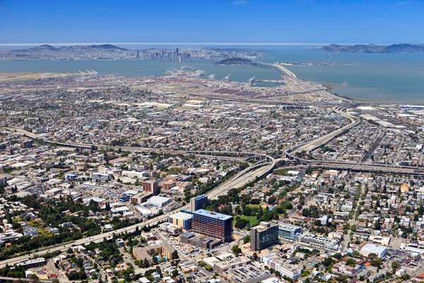 kaiser-oakland-aerial-lowres